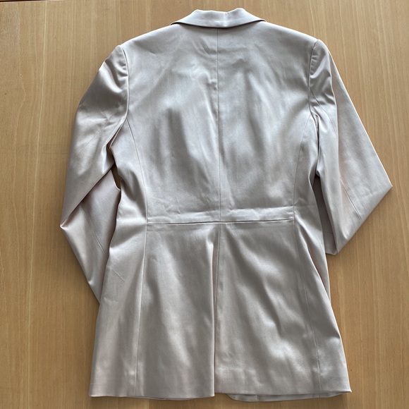Club Monaco Gold Sateen Pantsuit. - Picture 3 of 4